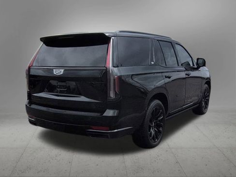 Used 2024 Cadillac Escalade Sport w/ LPO, ONYX Package image 6