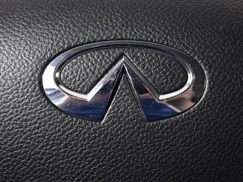 Used 2011 INFINITI M37 x w/ Premium Pkg AWD/4WD image 36