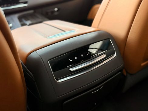 Used 2021 Cadillac Escalade Sport w/ LPO, ONYX Package AWD/4WD image 35