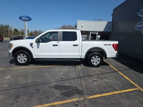 Used 2021 Ford F150 XLT w/ Trailer Tow Package AWD/4WD image 9