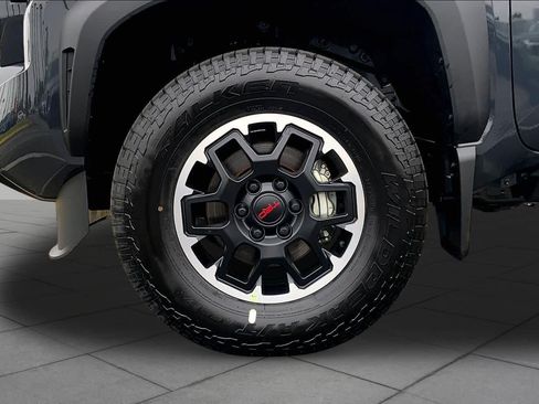 New 2026 Toyota Tacoma TRD Off-Road AWD/4WD image 11