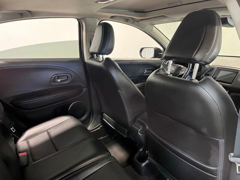 Used 2019 Honda HR-V EX-L image 14