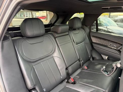 Used 2023 Land Rover Range Rover Sport SE Dynamic AWD/4WD image 9
