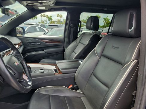 Used 2021 Cadillac Escalade ESV Premium Luxury w/ Performance Package RWD image 25