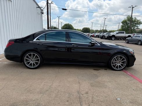 Used 2019 Mercedes-Benz S 560 Sedan w/ AMG Line Exterior image 8