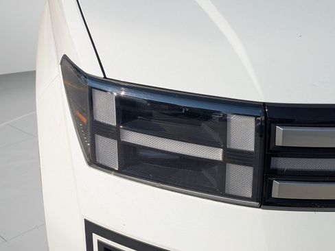 Certified 2026 Hyundai Santa Fe SE FWD image 32