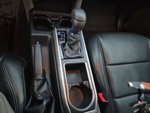 Used 2023 Toyota Tacoma Limited image 25