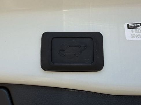 Used 2024 Toyota RAV4 Limited image 32