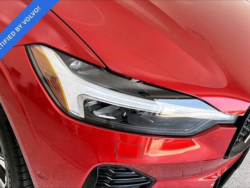 Certified 2024 Volvo XC60 B5 Plus w/ Protection Package Premier AWD/4WD image 38