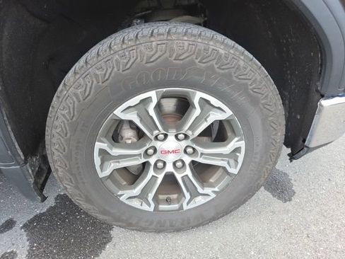 Used 2020 GMC Sierra 1500 SLE w/ SLE Value Package AWD/4WD image 32