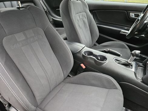 Used 2019 Ford Mustang GT w/ Black Accent Package RWD image 19