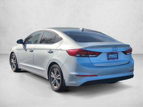Used 2018 Hyundai Elantra SEL image 8