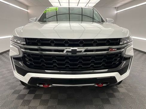 Used 2022 Chevrolet Suburban Z71 AWD/4WD image 2