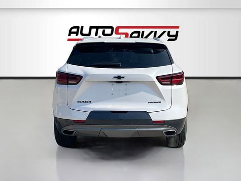 Used 2025 Chevrolet Blazer Premier w/ LPO, Black Sport Package FWD image 6