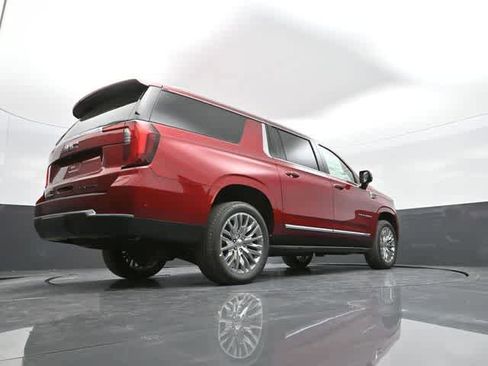 New 2025 GMC Yukon XL Elevation image 72