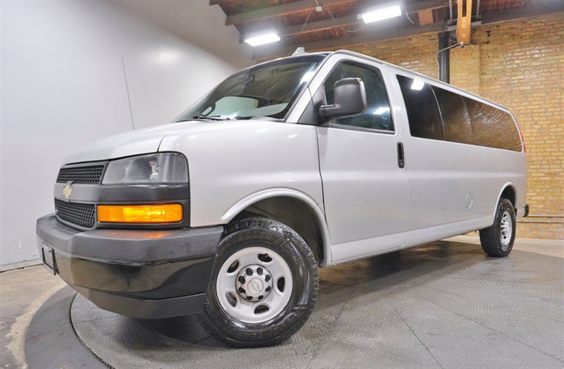 Used 2019 Chevrolet Express 3500 LS RWD image 1