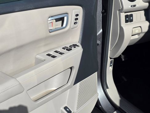 Used 2011 Honda Pilot Touring image 13