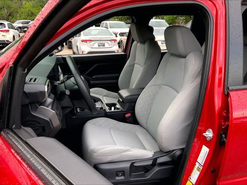 Used 2025 Toyota Tacoma SR5 image 8