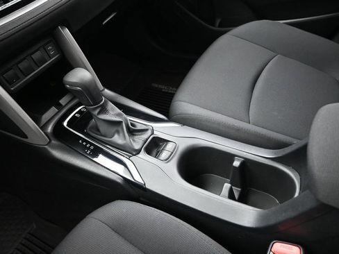 Used 2024 Toyota Corolla Cross LE w/ Moonroof Package FWD image 14