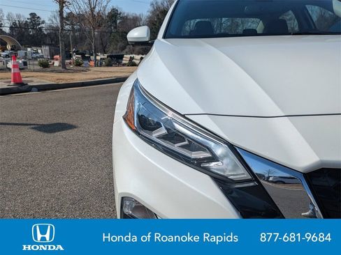 Used 2021 Nissan Altima 2.5 Platinum AWD/4WD image 8