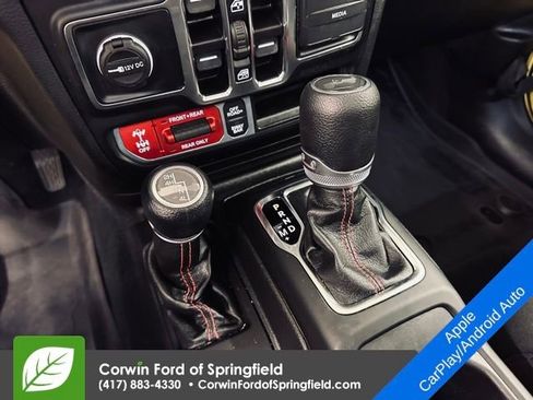 Used 2022 Jeep Wrangler Unlimited Rubicon w/ Cold Weather Group image 24