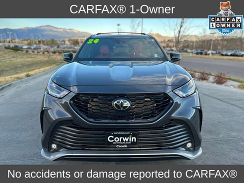 Used 2024 Toyota Highlander XSE image 2