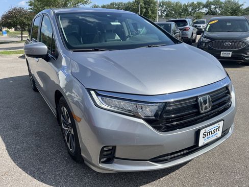 Used 2021 Honda Odyssey EX-L image 3
