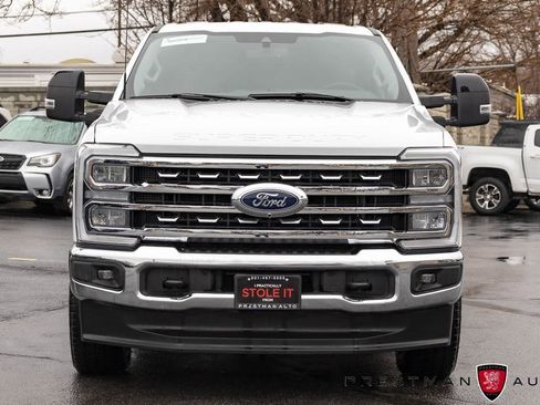 Used 2024 Ford F250 Lariat w/ FX4 Off-Road Package image 17