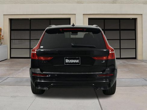 Certified 2024 Volvo XC60 T8 Ultimate w/ Climate Package AWD/4WD image 5