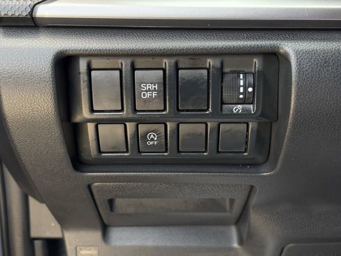Used 2024 Subaru Forester Premium AWD/4WD image 23