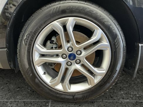 Used 2017 Ford Edge Titanium w/ Canadian Touring Package AWD/4WD image 14