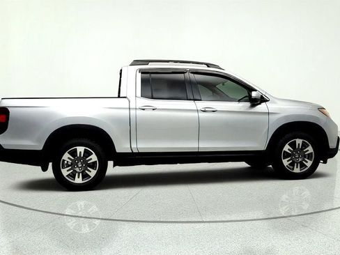 Used 2017 Honda Ridgeline RTL image 4