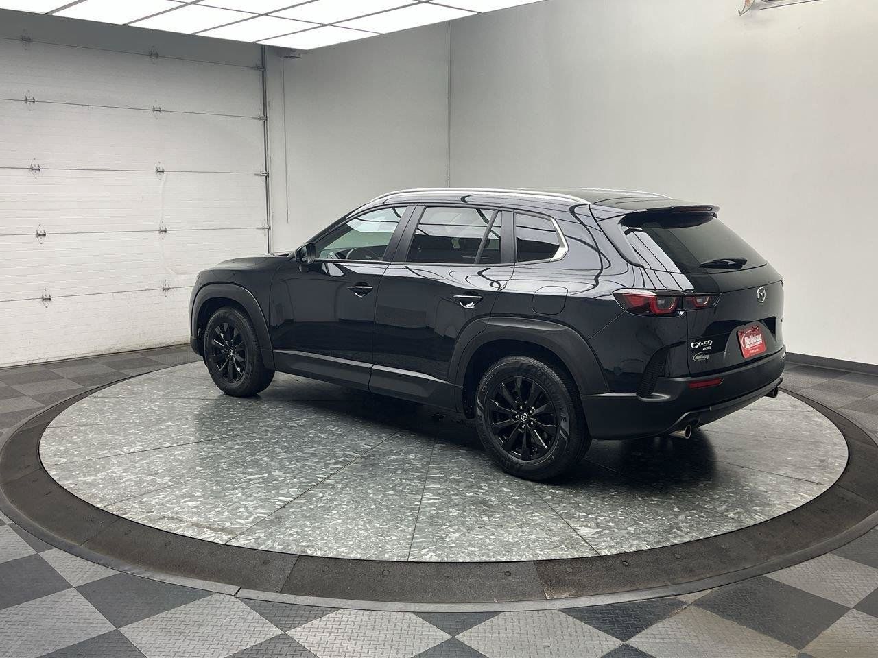 Certified 2025 MAZDA CX-50 AWD 2.5 S w/ Preferred Package image 2
