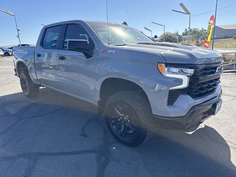 Used 2024 Chevrolet Silverado 1500 LT Trail Boss AWD/4WD image 7