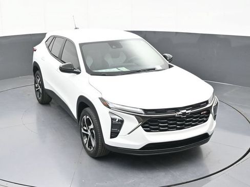 New 2026 Chevrolet Trax RS w/ Driver Confidence Package FWD image 57