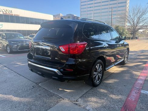 Used 2019 Nissan Pathfinder SL FWD image 6