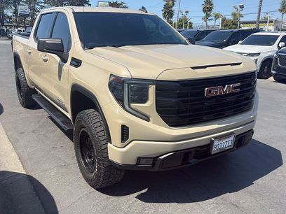 Used 2023 GMC Sierra 1500 Elevation