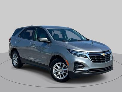 Used 2024 Chevrolet Equinox LS w/ LS Convenience Package