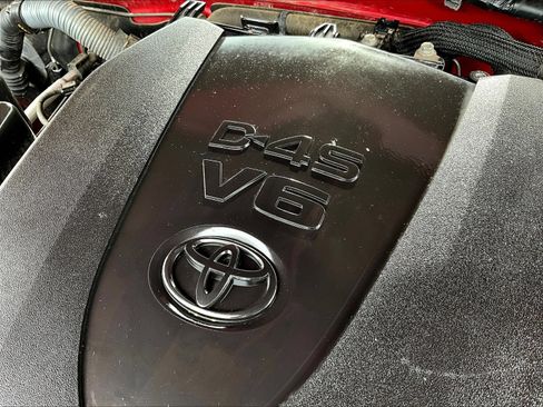 Used 2017 Toyota Tacoma TRD Off-Road w/ Tow Package (A/T) AWD/4WD image 33