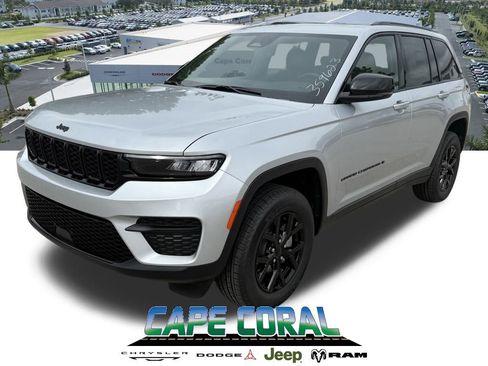 New 2025 Jeep Grand Cherokee Altitude image 1
