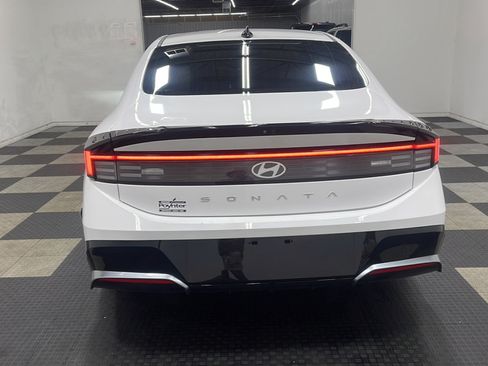 Used 2025 Hyundai Sonata SEL FWD image 16