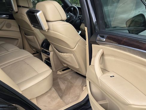 Used 2013 BMW X5 xDrive35i image 22