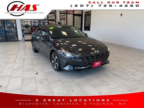 Used 2023 Hyundai Elantra Limited image 7