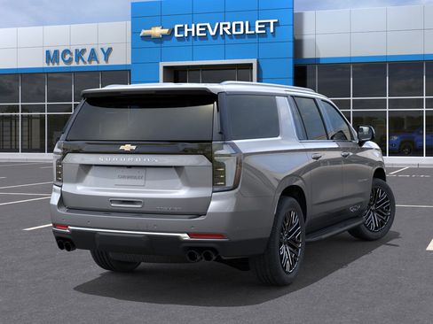 New 2026 Chevrolet Suburban Premier w/ Sun And Tow Package image 4