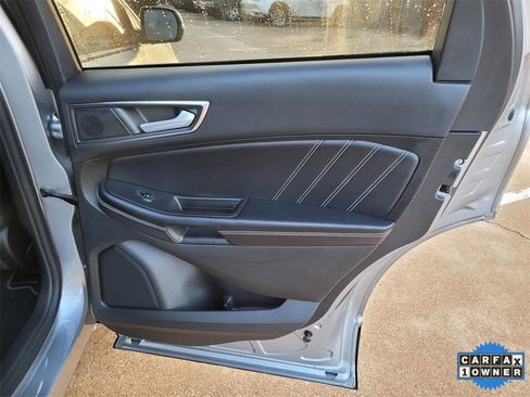 Used 2023 Ford Edge ST image 9