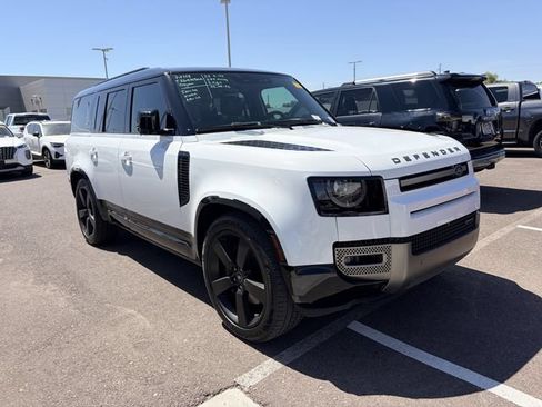 Used 2023 Land Rover Defender 130 X-Dynamic SE AWD/4WD image 2