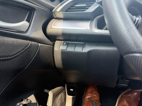 Used 2017 Honda Civic EX-T image 16