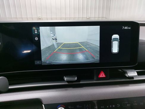 New 2026 Kia Carnival EX image 26