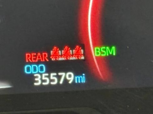 Used 2025 Toyota RAV4 XLE FWD image 20