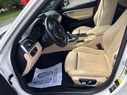 Used 2018 BMW 330i xDrive Sedan AWD/4WD image 8